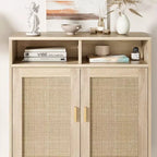 36.2 Buffet moderne en rotin. Deux portes en rotin et compartiments ouverts. Pieds en bois pour le rangement du salon et de la cuisine.