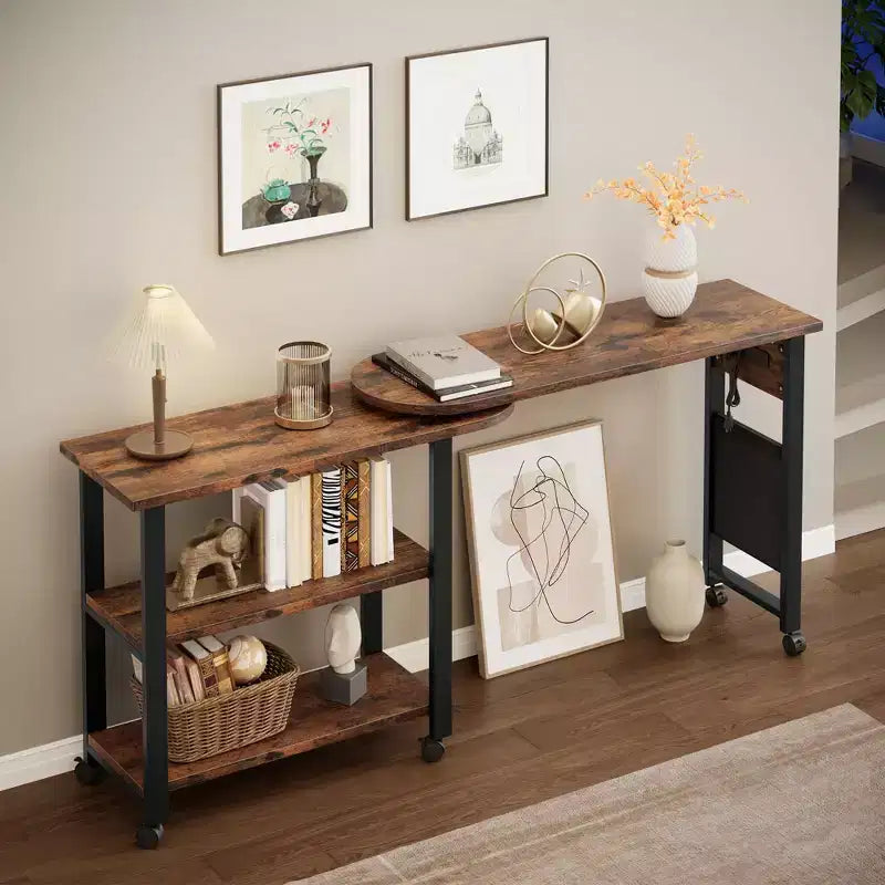 Table d'appoint rotative à 360° avec station de charge, table d'appoint mobile à 2 niveaux avec pochette de rangement et 6 roulettes pivotantes verrouillables pour salon et bureau