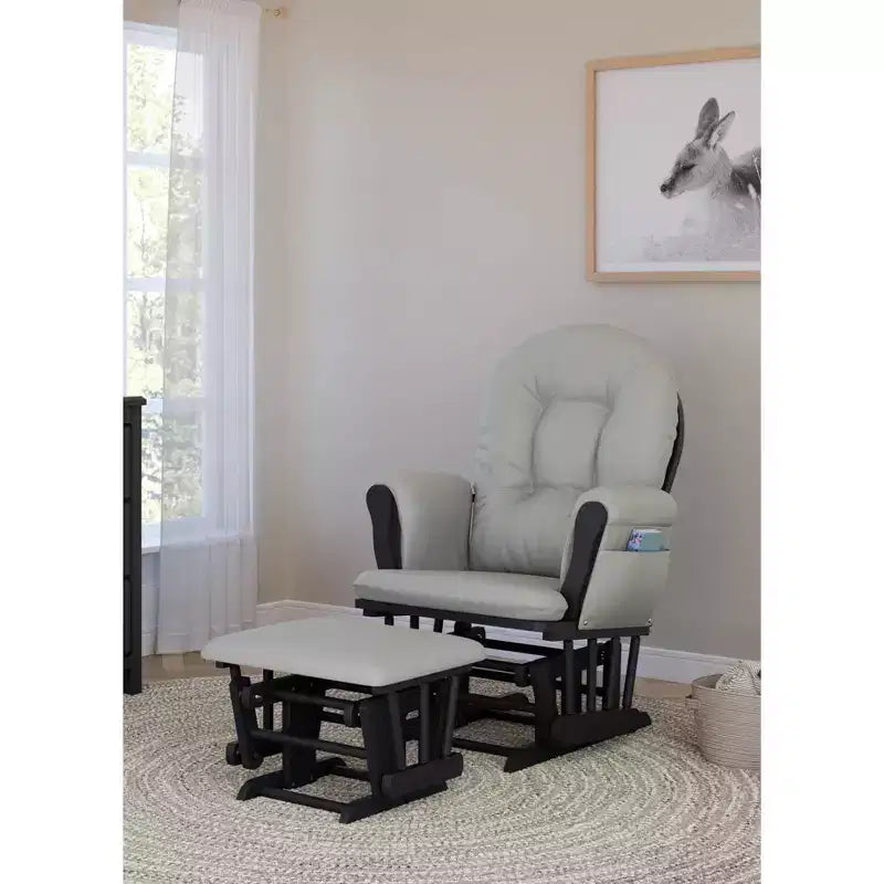 Fauteuil à bascule et repose-pieds Storkcraft Hoop Glider pour chambre de bébé