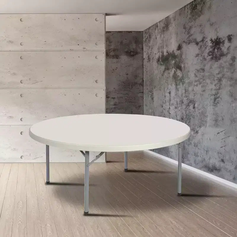 Table ronde pliante Hampden Furnishings, collection Baldwin, 71 po, grise : Résistante aux taches, 12 places, aucun assemblage requis