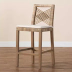 bali & pari Poltak Tabouret de bar à hauteur de comptoir en rotin naturel et bois d'acajou Kubu gris/taupe rustique