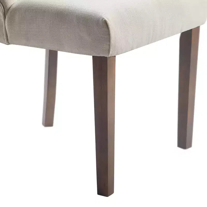 Lot de 2 Chaises d'appoint capitonnées Elmhurst Crème Vintage - Finch : Rembourrées, Dossier Contours, Pieds en Bois