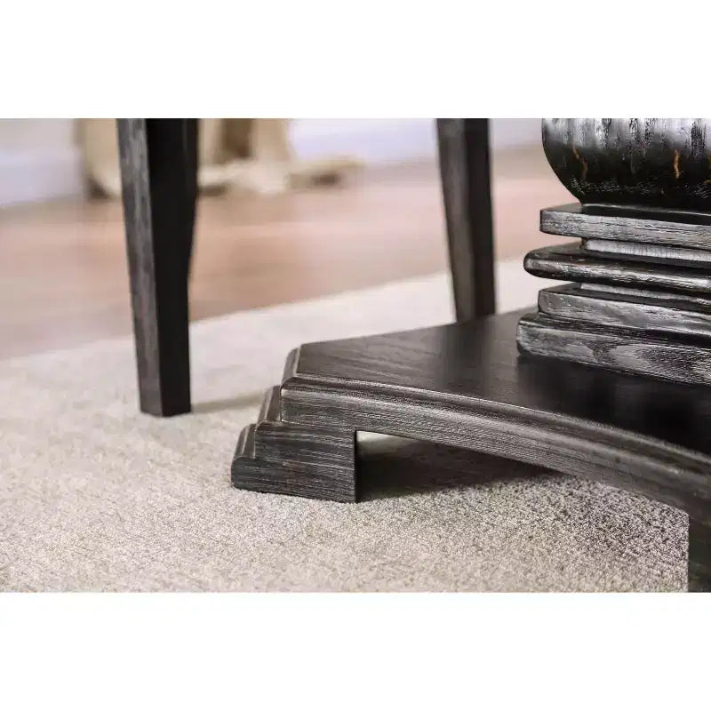 Table à manger ronde 48 po Buckley avec plateau en véritable marbre blanc/noir – HOMES: Inside + Out : élégant pied central, 4 places
