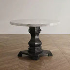 Table à manger ronde 48 po Buckley avec plateau en véritable marbre blanc/noir – HOMES: Inside + Out : élégant pied central, 4 places