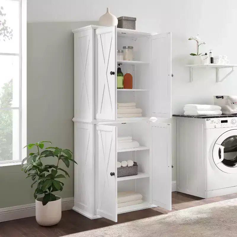 Garde-manger haut 2 pièces Clifton Blanc - Crosley : Étagères réglables, placage bois, style ferme moderne, 4 portes, hauteur 72 po