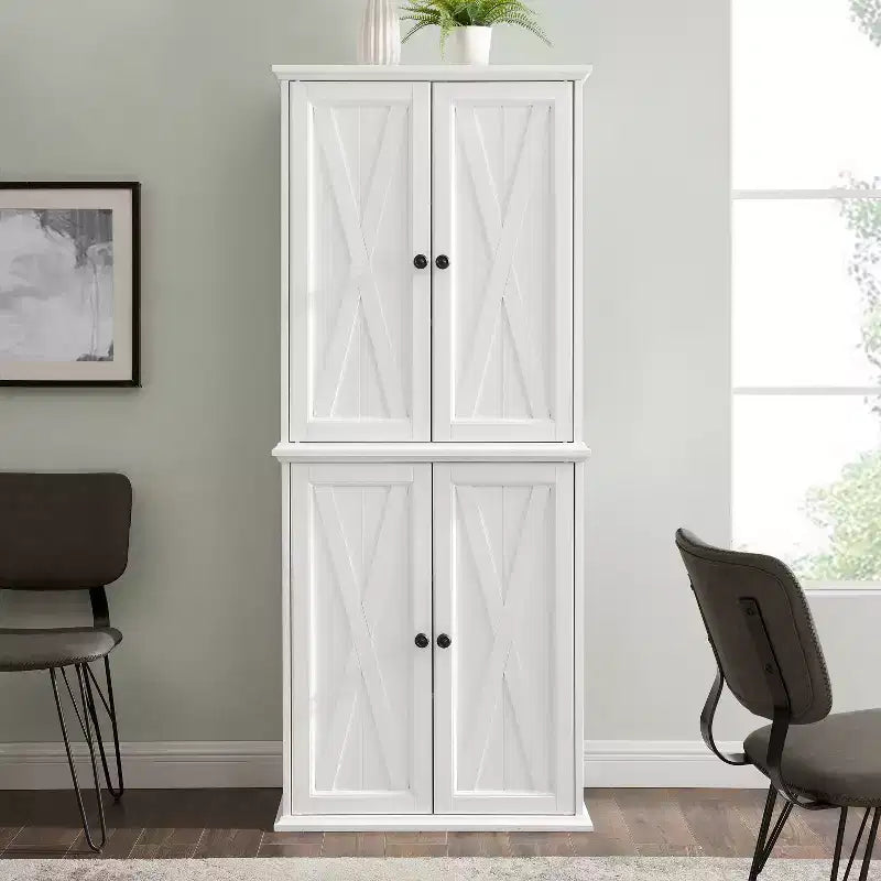 Garde-manger haut 2 pièces Clifton Blanc - Crosley : Étagères réglables, placage bois, style ferme moderne, 4 portes, hauteur 72 po