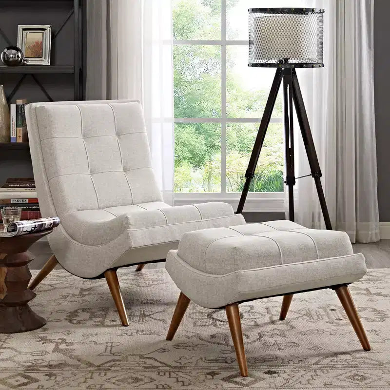 Modway Ensemble de 2 chaises longues rembourrées en tissu Ramp Sable : polyester, cadre en bois, nettoyage localisé, inclut un pouf