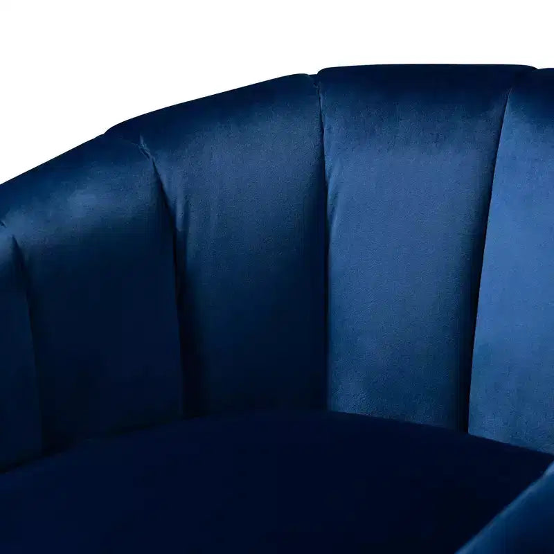 Fauteuil de salon en velours Tomasso bleu - Baxton Studio : revêtement en polyester, aucun assemblage requis, fauteuil moderne