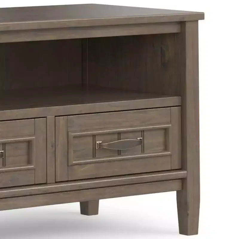 Meuble TV bas Rowan pour téléviseurs jusqu'à 60 po, brun fumé – Wyndenhall : Meuble console média en bois massif avec rangement