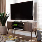 Meuble TV en bois à 2 portes Alard pour téléviseurs jusqu'à 50 po Noyer - Baxton Studio : Console multimédia moderne du milieu du siècle avec étagères fixes