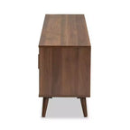 Meuble TV en bois à 2 portes Quinn : Meuble de divertissement pour téléviseurs jusqu'à 75", design Mid-Century - Baxton Studio