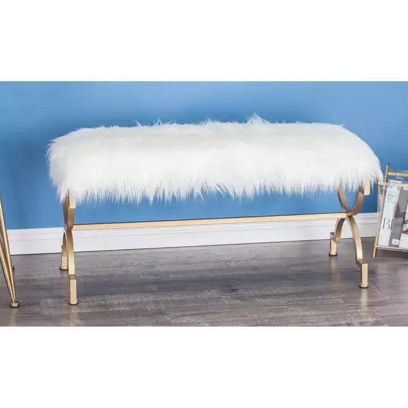 Banc coussin en fausse fourrure blanc – Olivia & May : Siège d'entrée chic, cadre métallique 2 places
