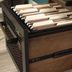 Sauder Briarbrook avec étagère et tiroir chêne barrique