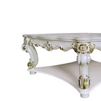 Table basse Vendome 50" finition nacrée antique - Acme Furniture : design carré élégant, pieds sculptés, aucun assemblage requis