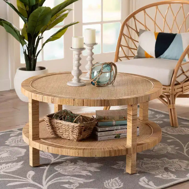 Table basse en rotin de Kalimantan et bois d'acajou, bali & pari, miel clair