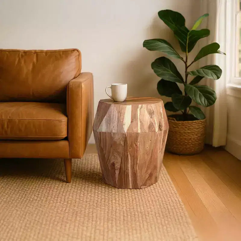 Table d'appoint urbaine 22 po artisanale à plateau octogonal multifacette en bois d'acacia massif brun naturel