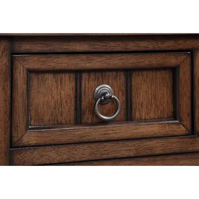 Table de console Kendra en chêne foncé – Breighton Home : 3 tiroirs, étagère, design peu encombrant
