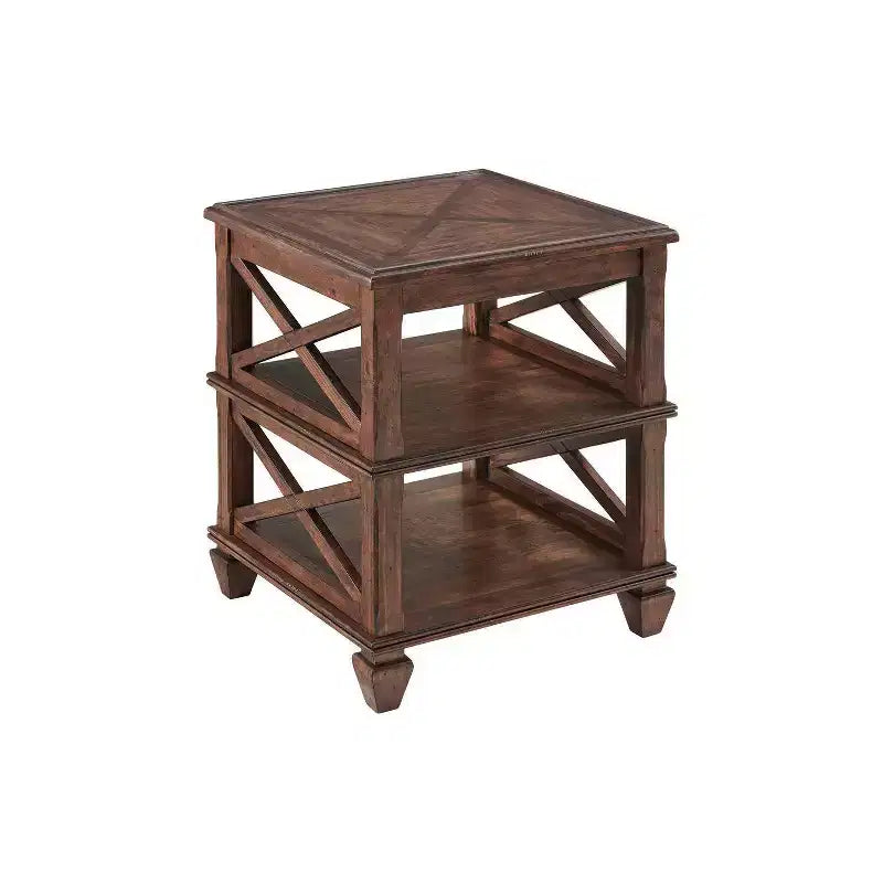 Table d'appoint carrée en bois Bridgton de 21 po avec 2 étagères cerisier - Meubles Alaterre : Style Mid-Century, Matériau Pin