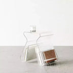 Tabouret et porte-revues Magino Transparent - Umbra : Acrylique incassable, aucun assemblage requis
