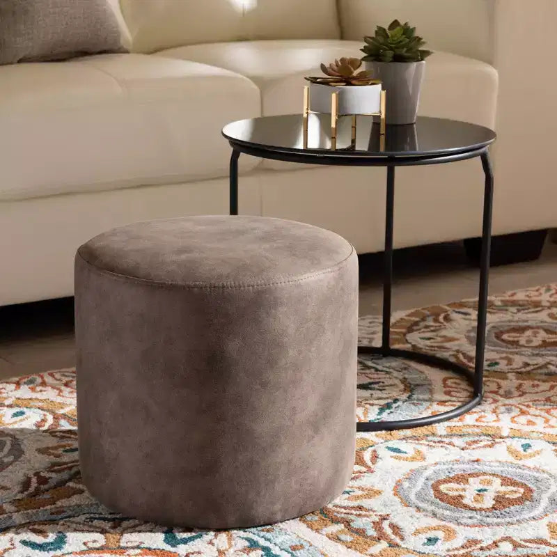 Ensemble de 2 tables gigognes et poufs Kira, marron/noir - Baxton Studio