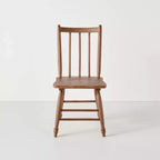 Lot de 2 chaises de salle à manger Windsor vintage – Chêne vieilli – Hearth & Hand™ avec Magnolia