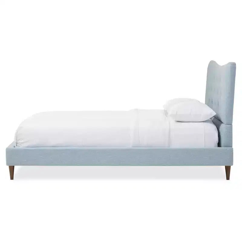 Lit plateforme Hannah Mid-Century Modern en tissu – Grand Lit – Baxton Studio