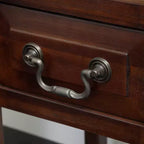Table d'appoint en bois d'acacia Rivera - Christopher Knight Home