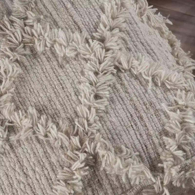Pouf cube en tissu bohème fait main Jucar - Christopher Knight Home