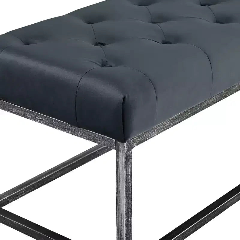Banc capitonné Danes avec pieds en fer - Finch