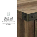 Meuble d'appoint Clarabelle en bois de grange rustique avec porte coulissante - Saracina Home