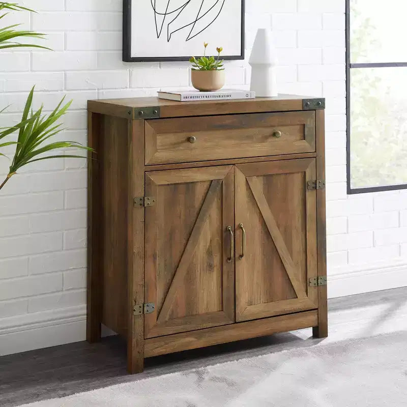 Meuble d'appoint Clarabelle en bois de grange rustique avec porte coulissante - Saracina Home