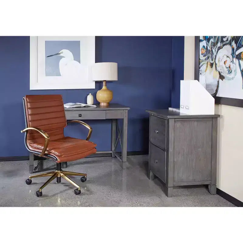 Chaise mi-dos en similicuir avec finition dorée - OSP Home Furnishings