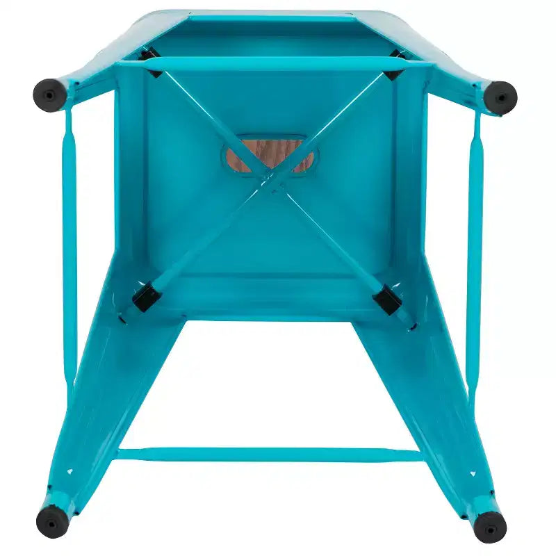 Emma et Oliver Tabouret de bar d'intérieur en métal de 24 po avec siège en bois – Ensemble empilable de 4