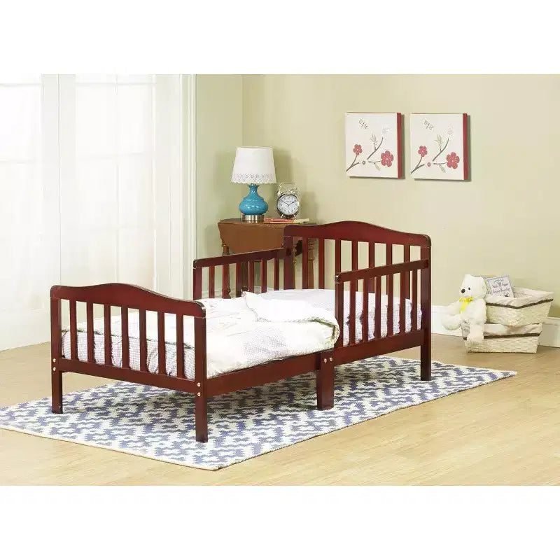 Lit d'enfant contemporain en bois massif Orbelle
