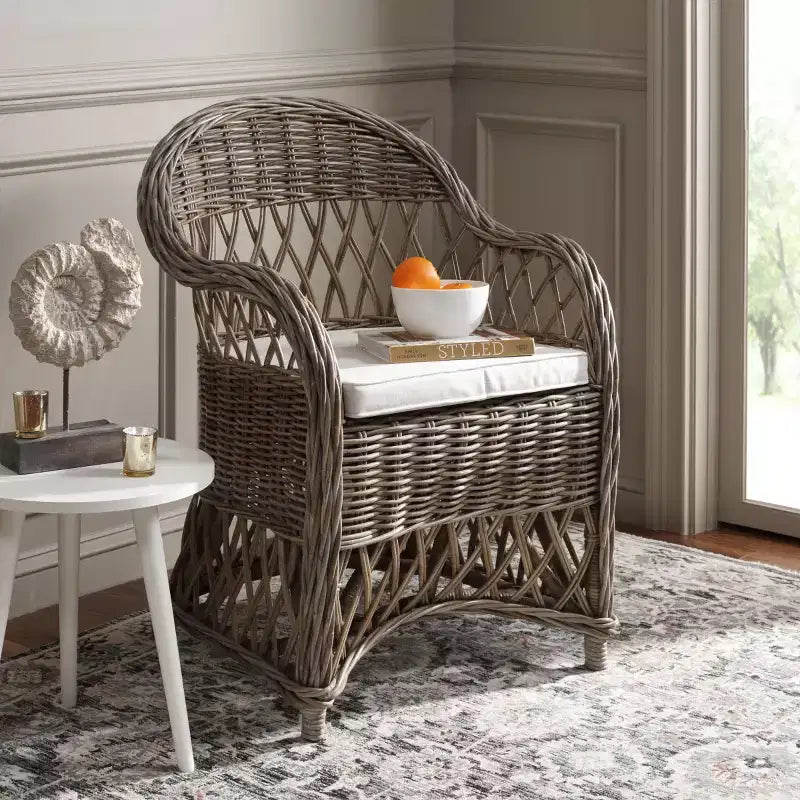 Inez Club Chair - SEA7000 - Safavieh