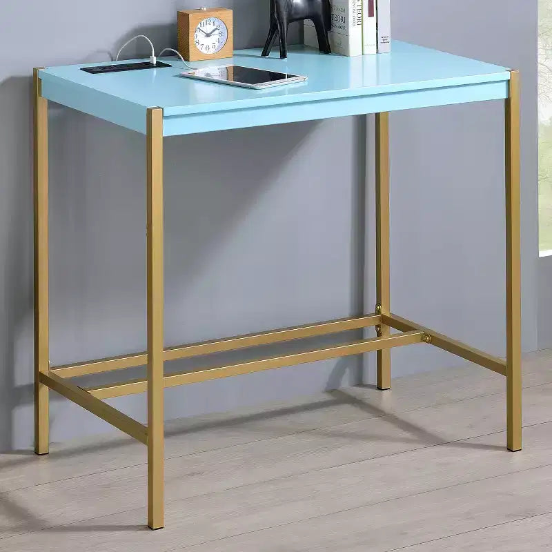 Bureau d'écriture Everbay avec prises de courant et USB, disponible 24h/24 et 7j/7