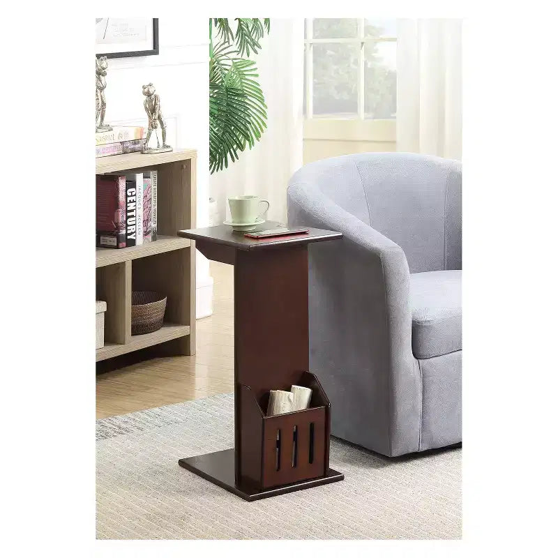 Table d'appoint d'extrémité Designs2Go Abby Magazine C - Breighton Home