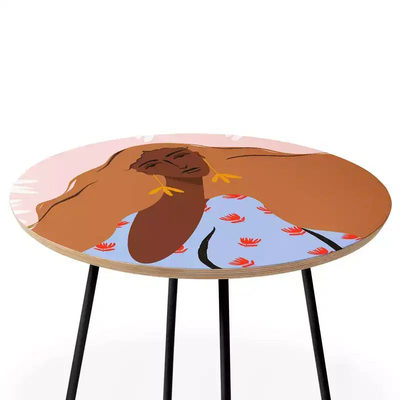 Maritza Lisa Femme Regardant en arrière Table d'appoint - Deny Designs