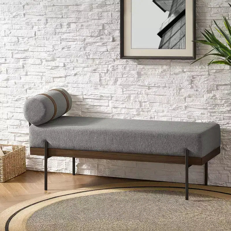 Banc d'entrée Higinio avec coussin amovible | ART OF LIVING DESIGNS