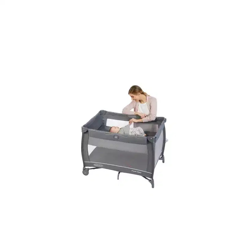 Parc portatif Pack 'n Play Travel Dome LX de Graco