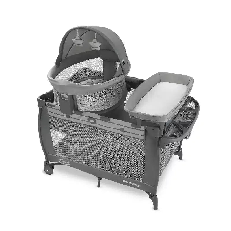 Parc portatif Pack 'n Play Travel Dome LX de Graco