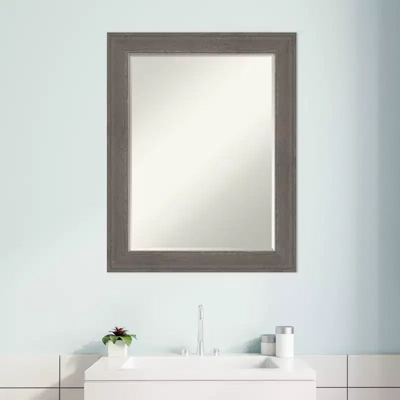 Miroir mural de salle de bain biseauté petite Amanti Art Alta