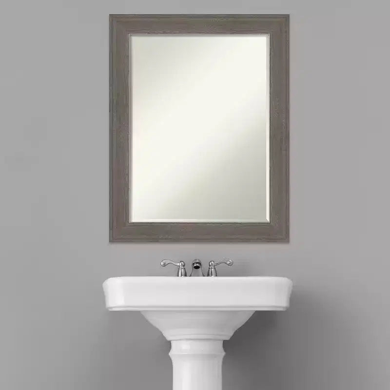 Miroir mural de salle de bain biseauté petite Amanti Art Alta