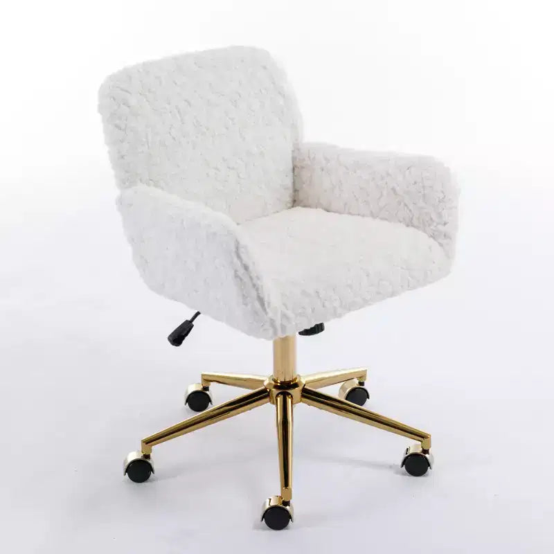 Chaise de bureau réglable en fausse fourrure de lapin avec base en métal doré, beige - ModernLuxe