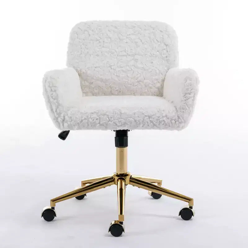 Chaise de bureau réglable en fausse fourrure de lapin avec base en métal doré, beige - ModernLuxe