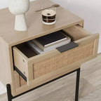 Table d'appoint Andrew Wood et Rattan - Nathan James