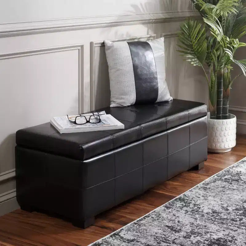 Banc de rangement capitonné large Maiden - HUD8229 - Safavieh Couture