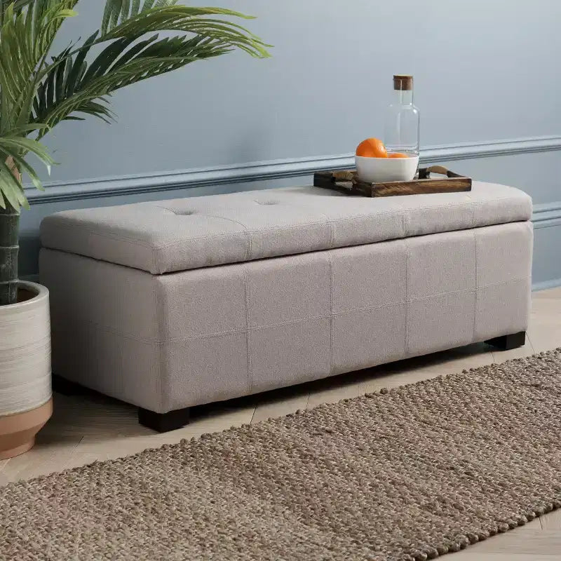 Banc de rangement capitonné large Maiden - HUD8229 - Safavieh Couture