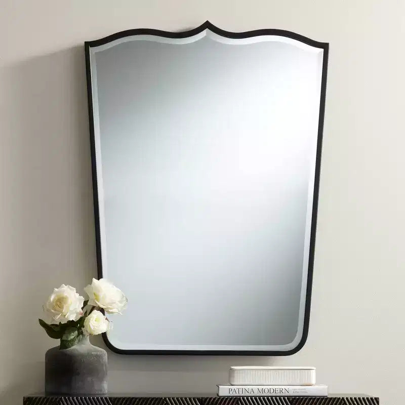 Miroir Uttermost Gaylia Satin Black 27 x 36 3/4 avec dessus incurvé
