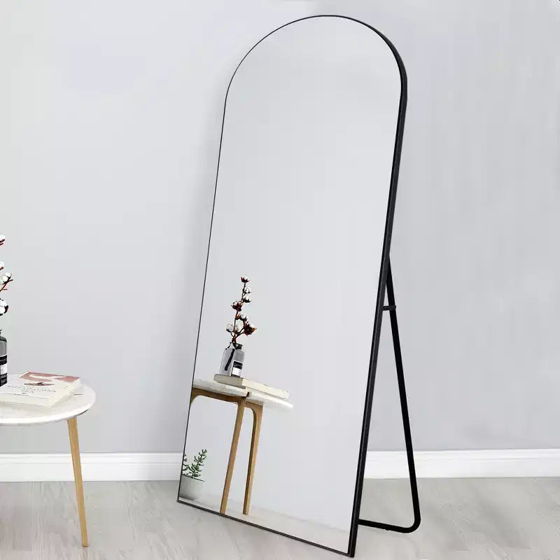 Miroir mural décoratif Dovelina avec cadre en bois moderne et arche